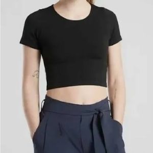 NWT Athleta Black Shortcut Crop Tee - XS
